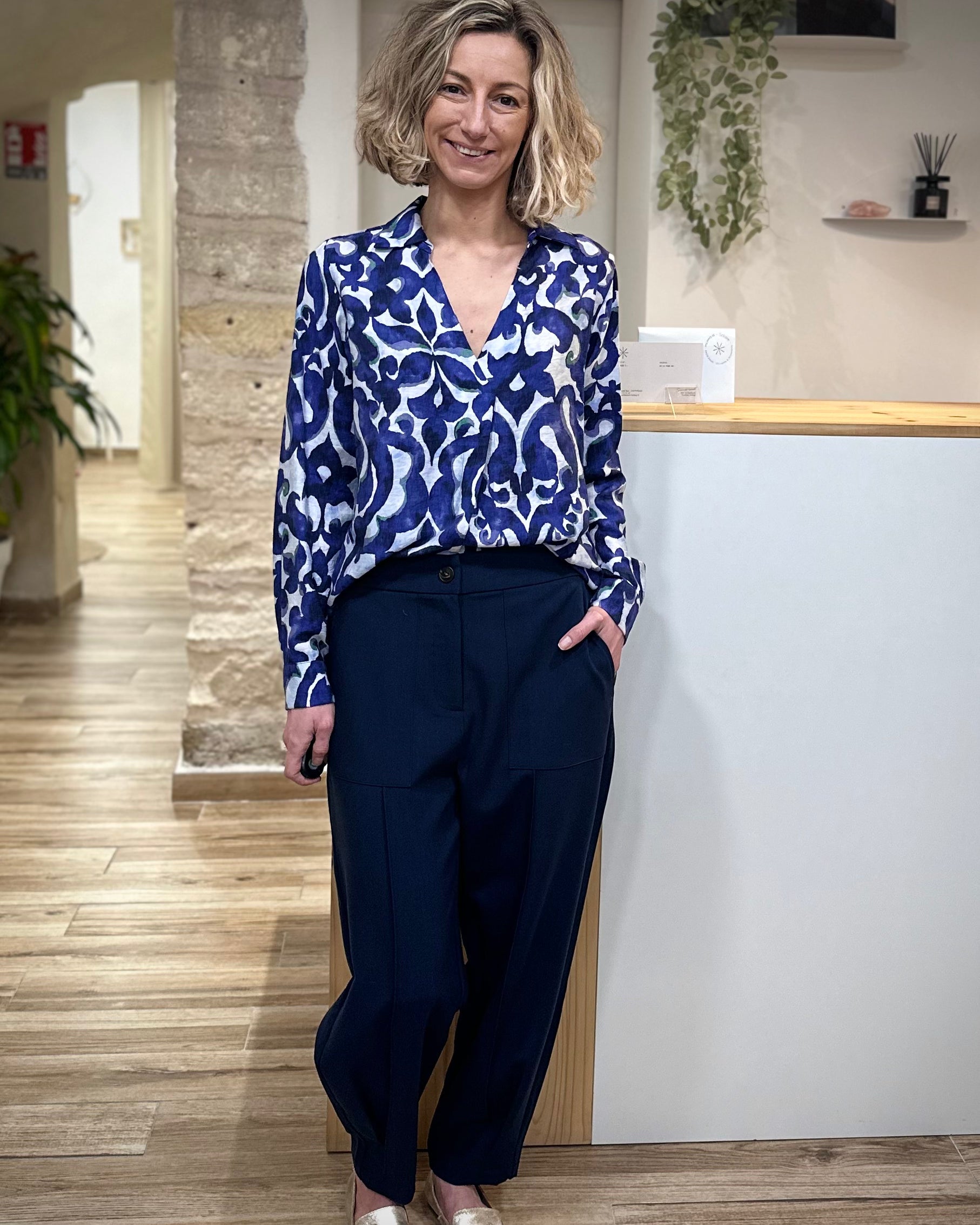 Blouse ARIANA imprimé graphique vue de face