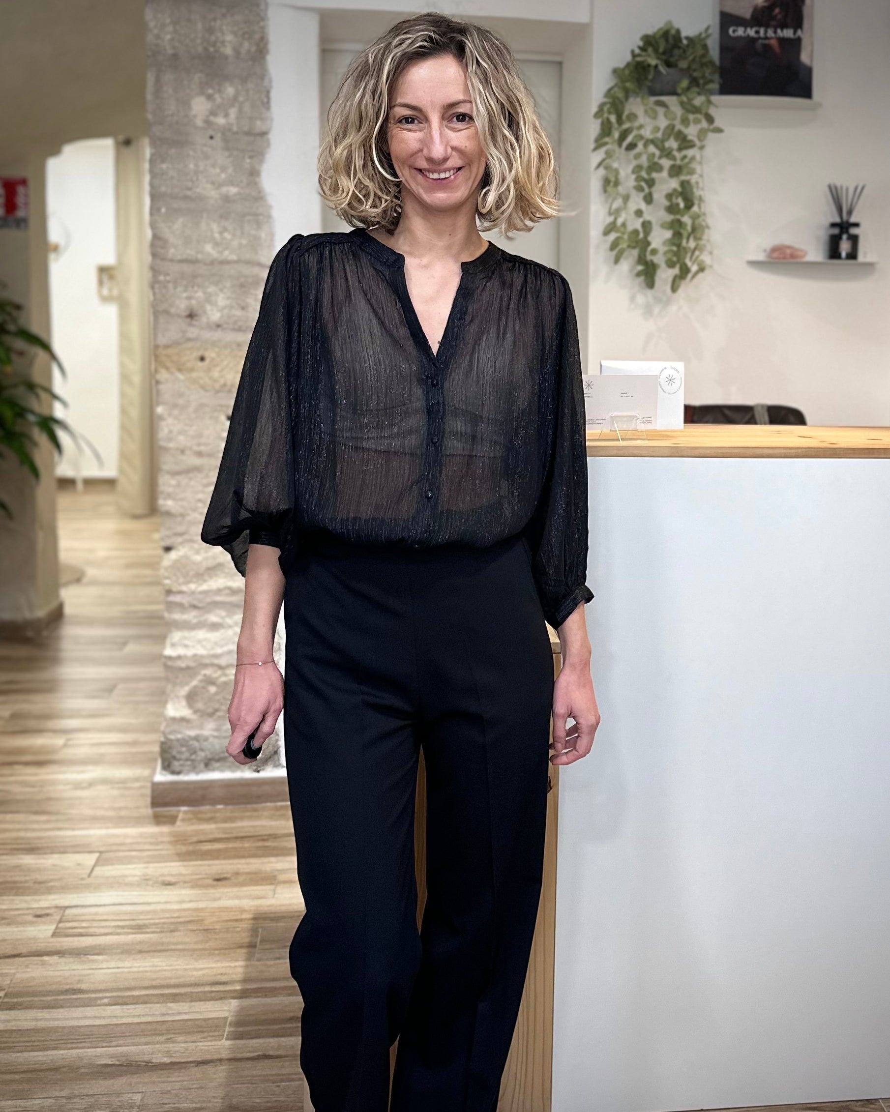 Look de fête casual chic avec blouse TARZY