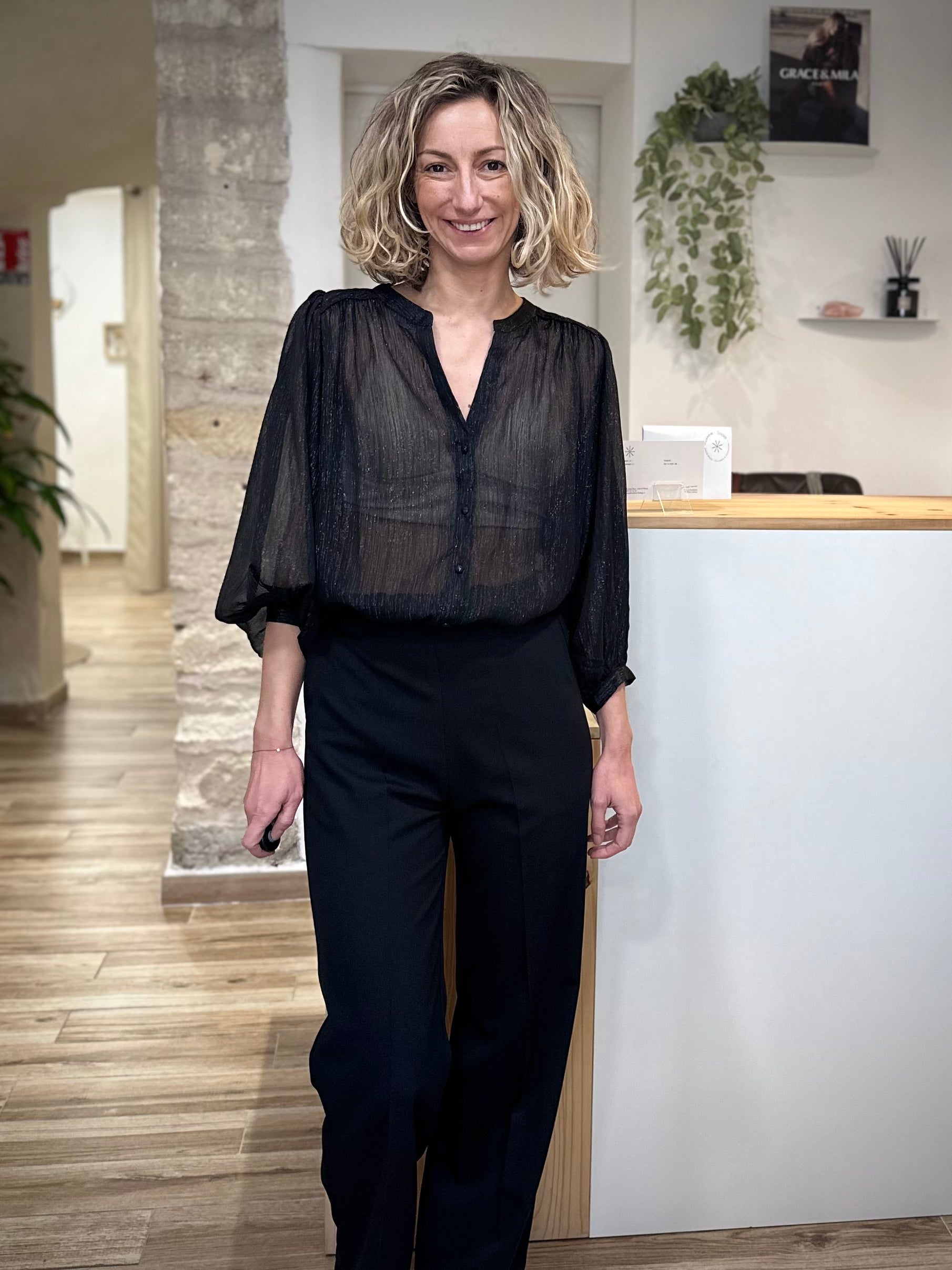 Look de fête casual chic avec blouse TARZY