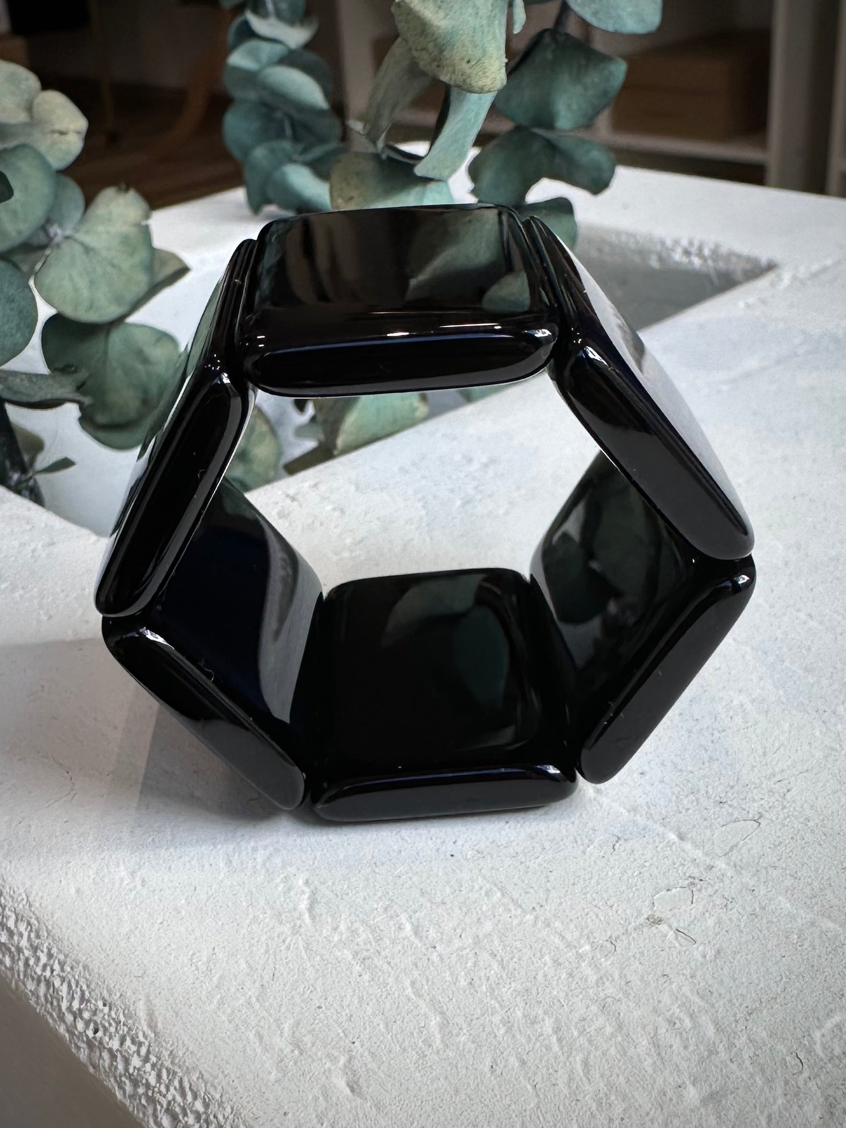 Vue du bracelet Belta Noir et ses 6 éléments