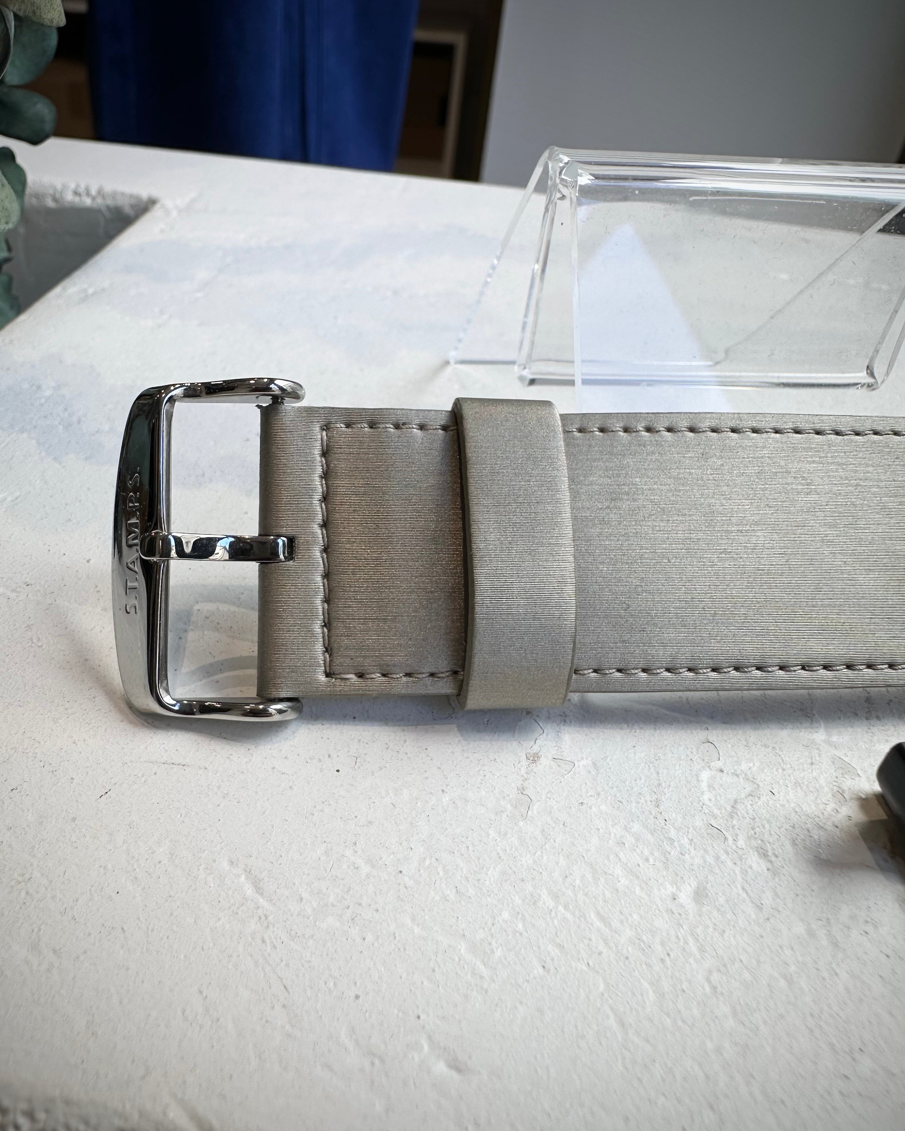 Bracelet cuir et satin argenté STAMPS