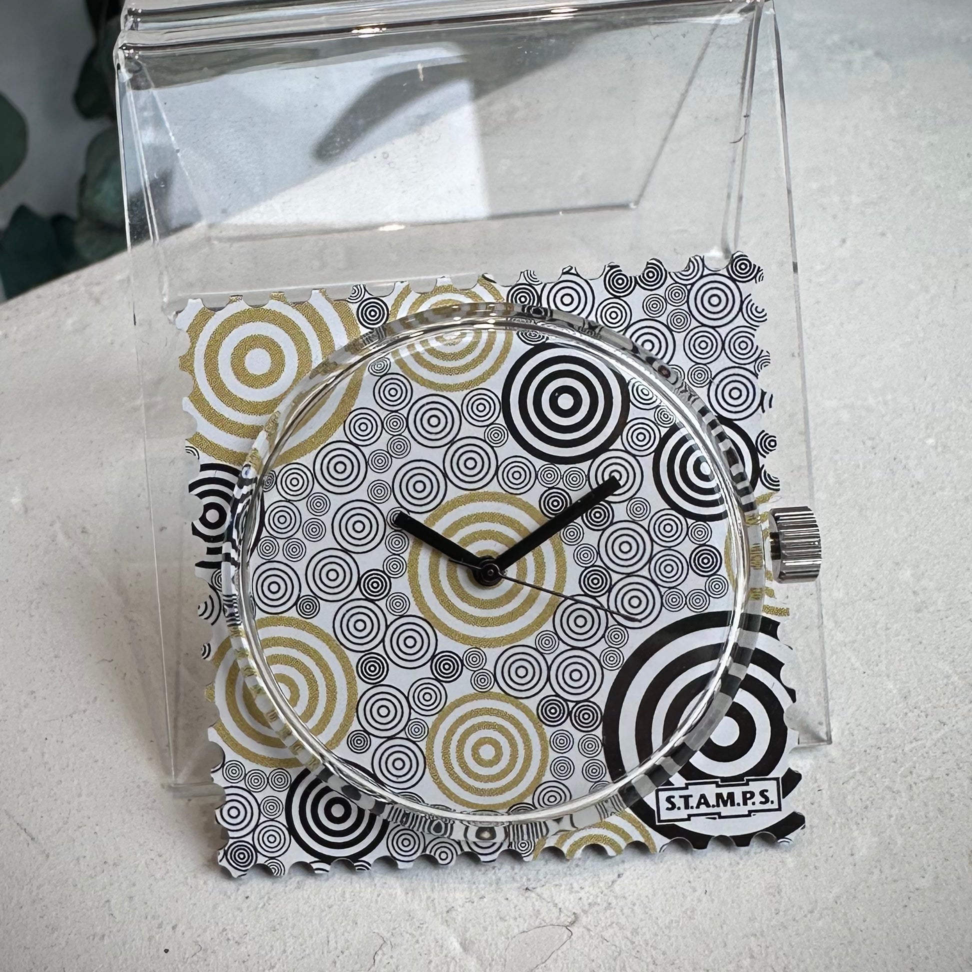 Cadran montre STAMPS Circle Game motif cercles noir et or 