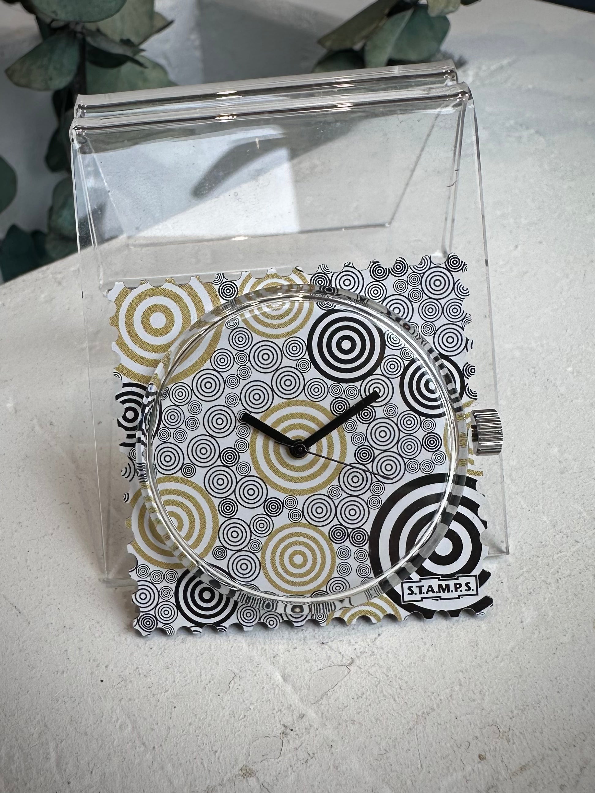 Cadran montre STAMPS Circle Game motif cercles noir et or 