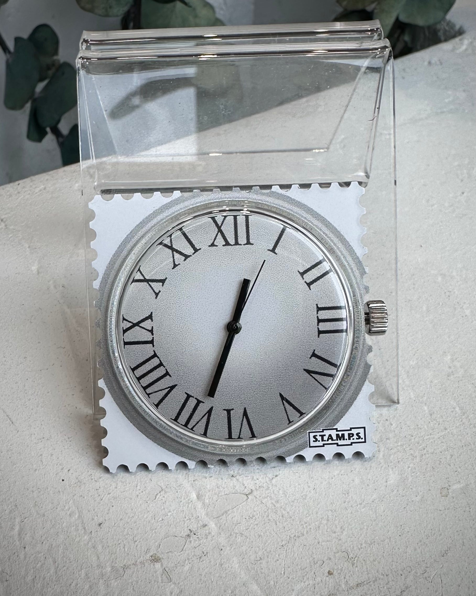 Cadran montre STAMPS Clock chiffres romains noir et gris 