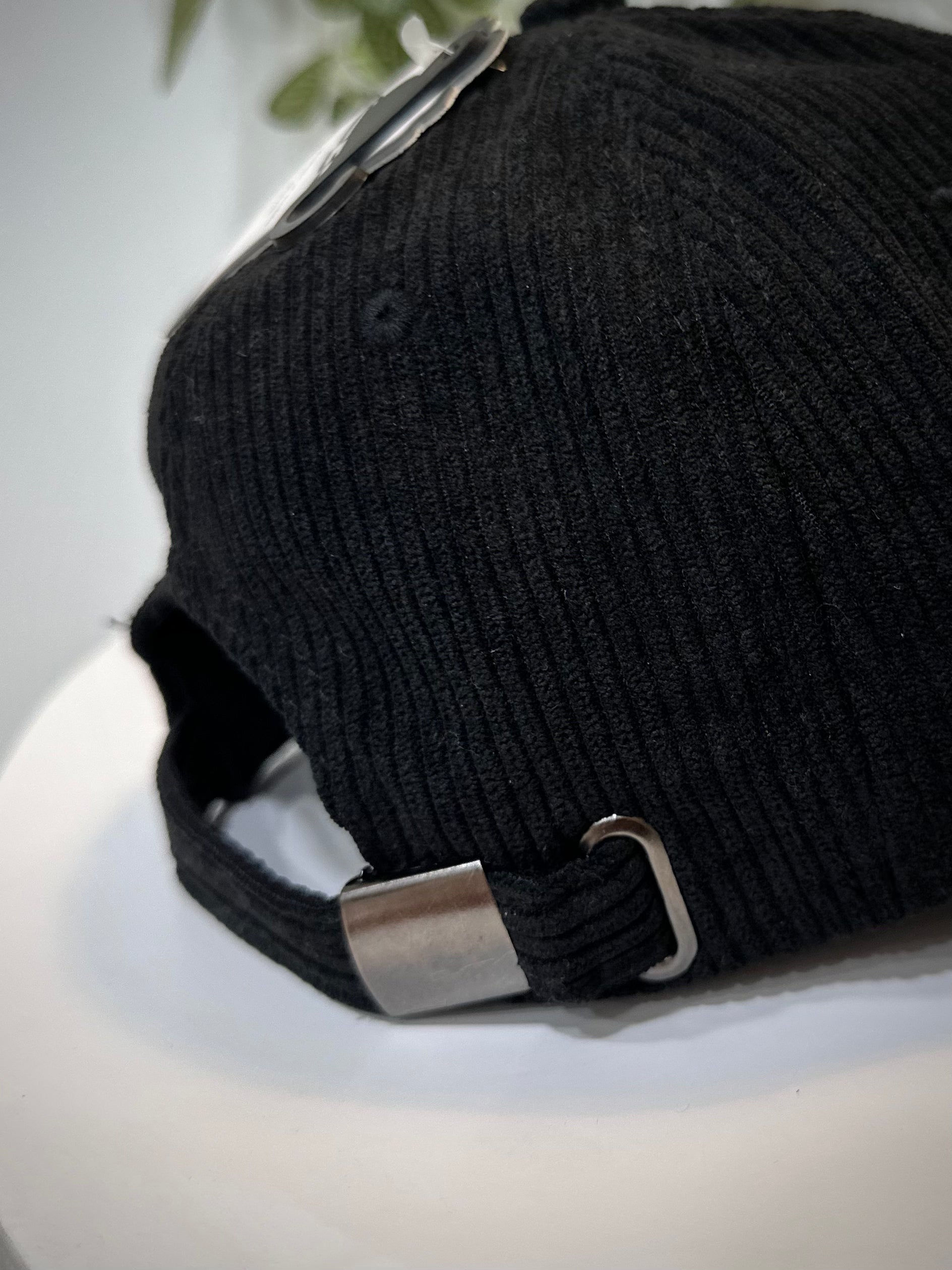 Patte réglable arrière casquette noir