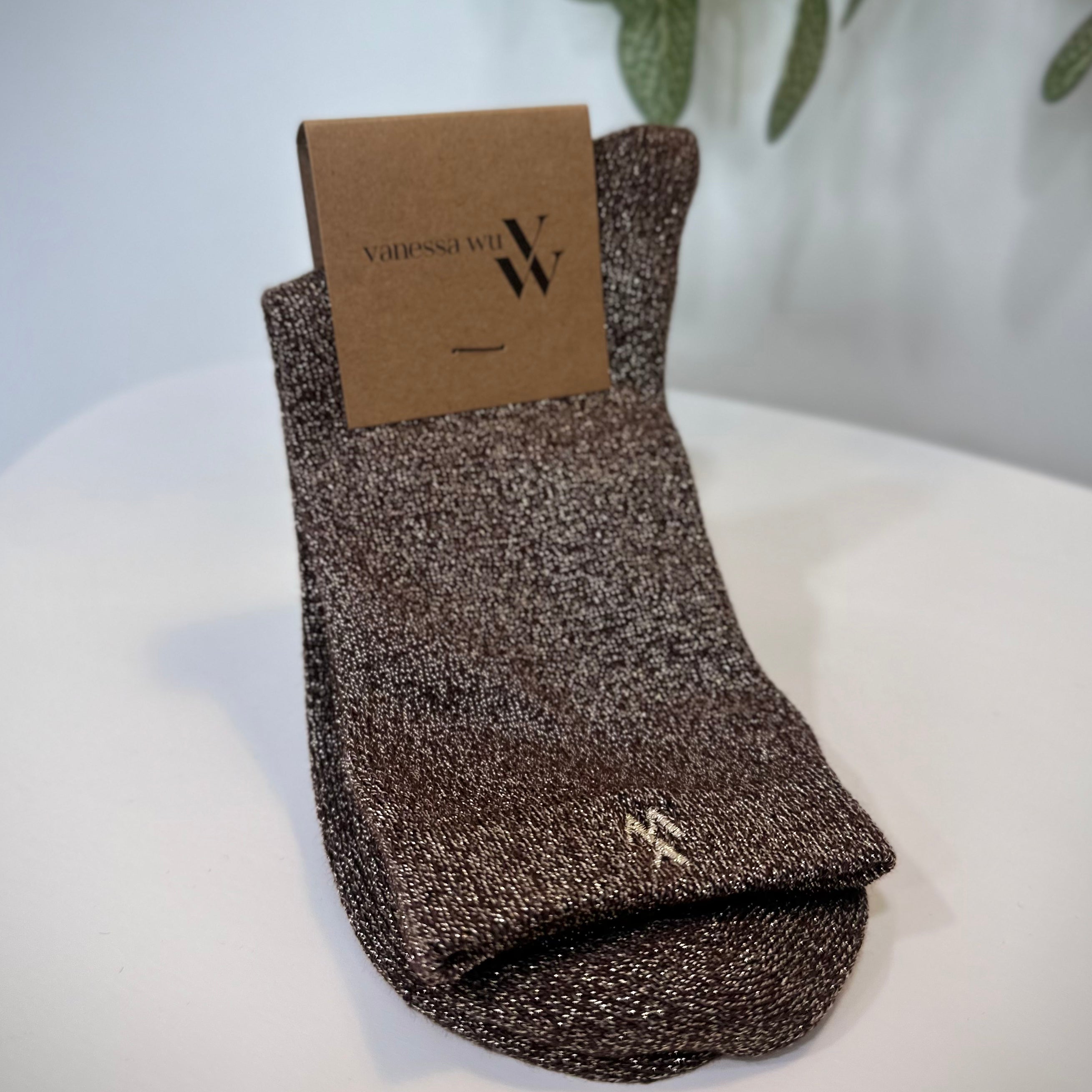 Chaussettes femme montantes marron à fils dorés scintillants