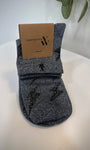 Chaussettes femme gris élégant avec éclairs noirs
