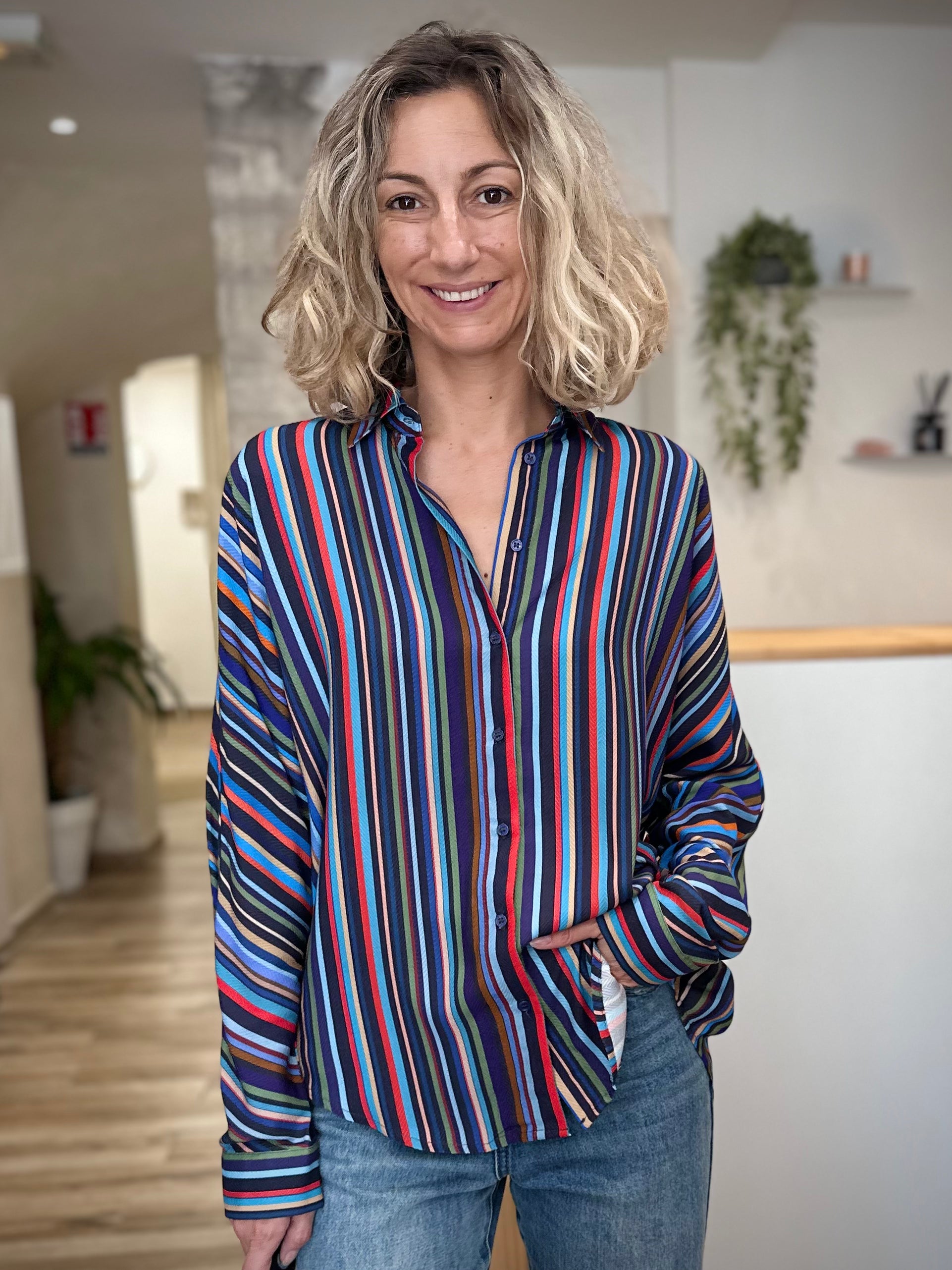 Chemise femme multicolore avec dos boutonné