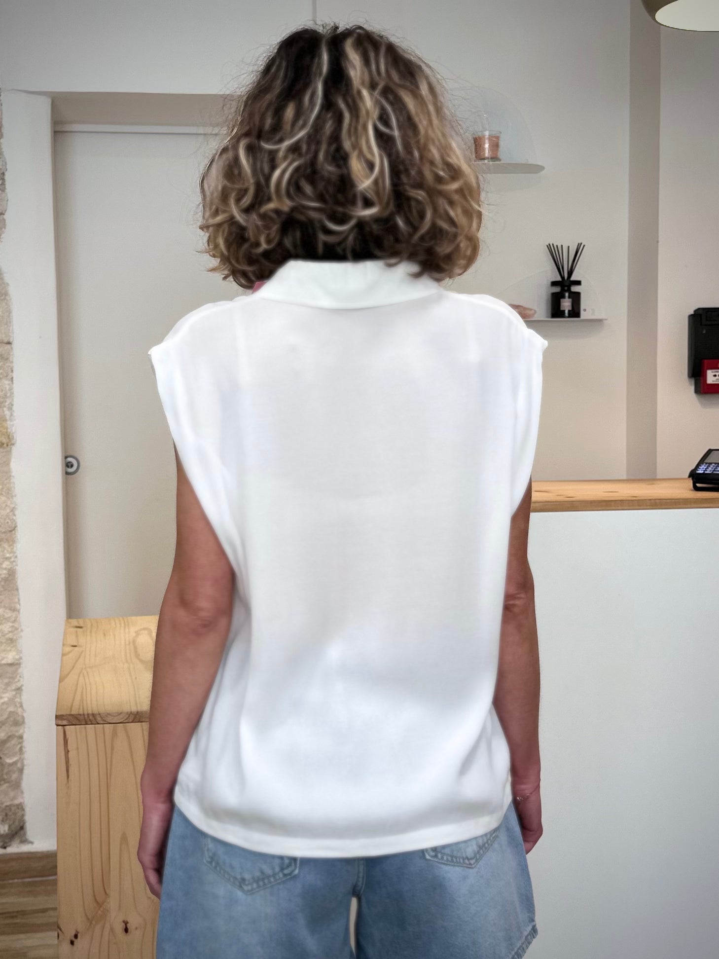 Chemise fluide écru mouvement naturel tissu de dos