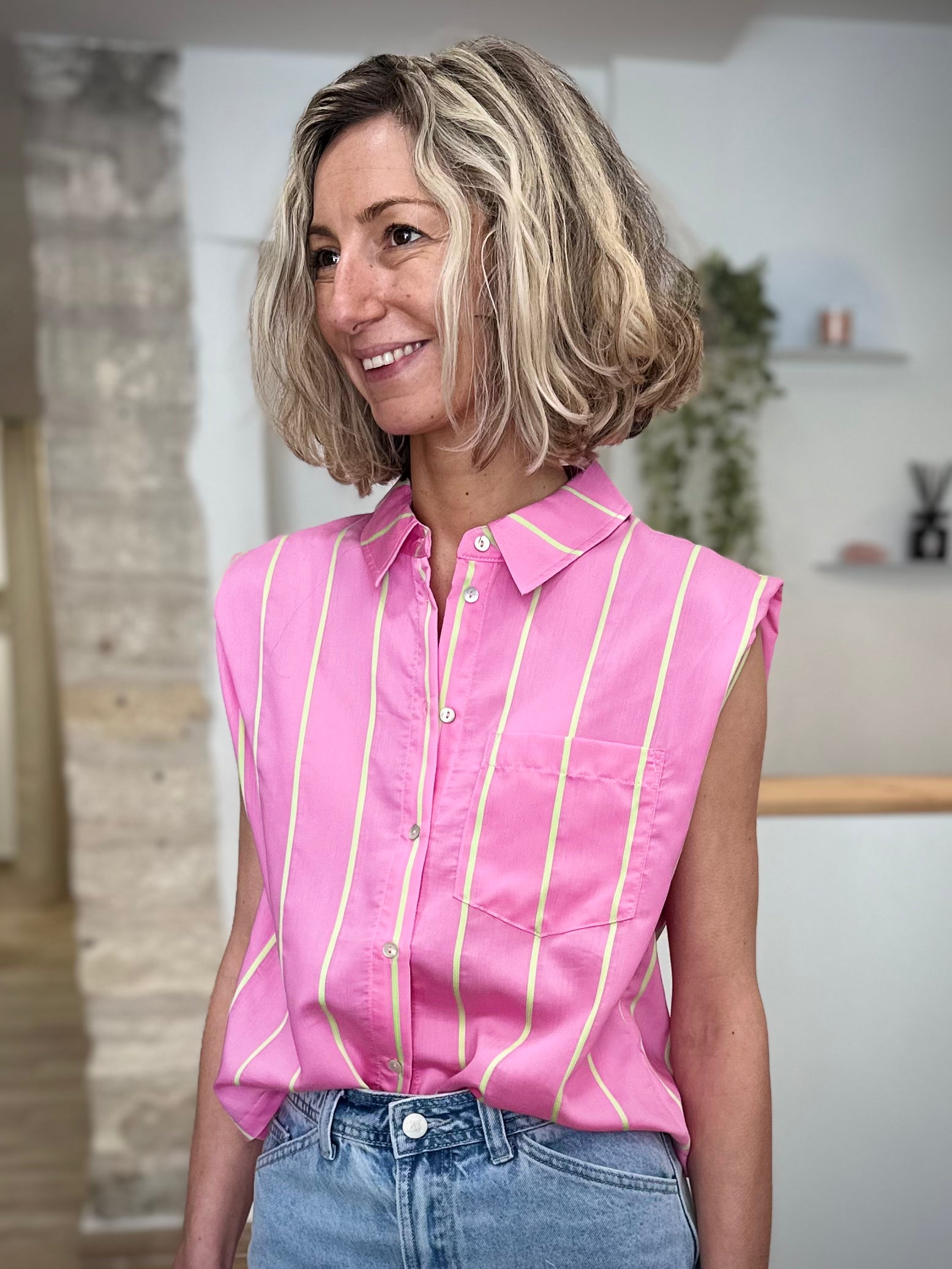 Chemise rayée vert fluo style moderne féminin 