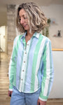 Chemise rayée verte silhouette élégante