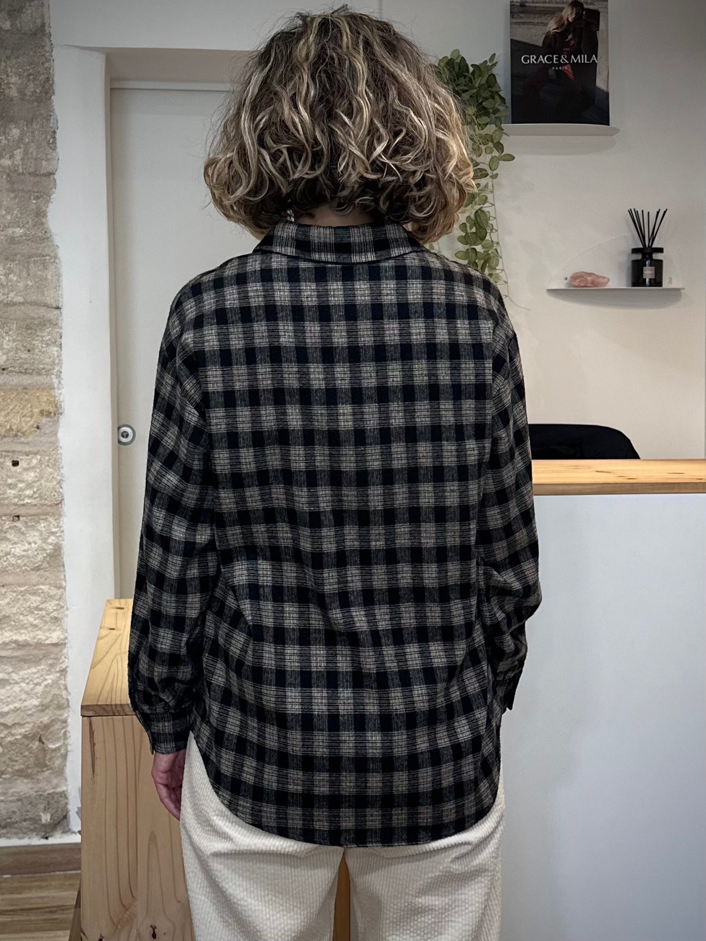 Chemise à carreaux en coton gratté vue de dos
