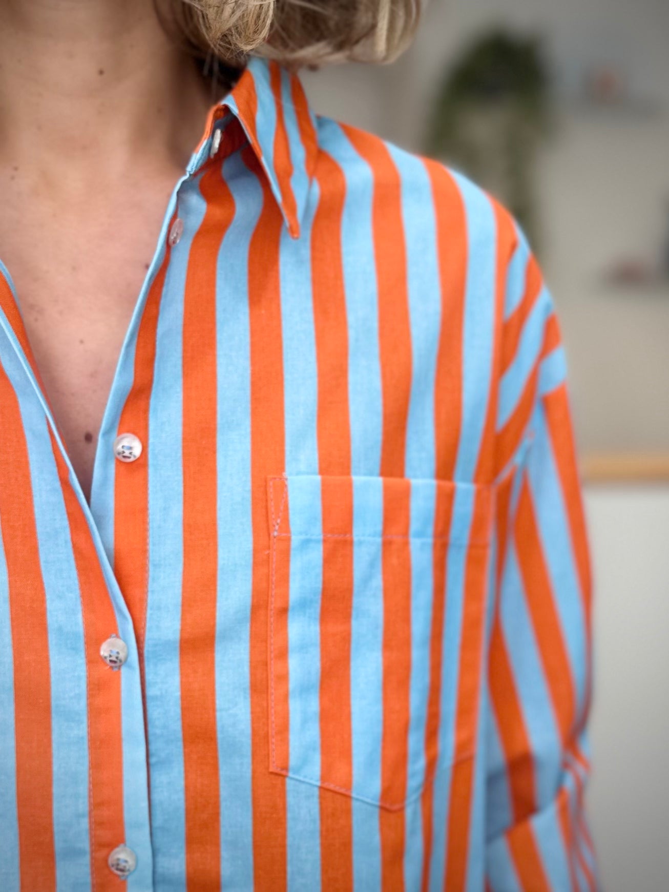 Chemise tendance avec rayures contrastées 