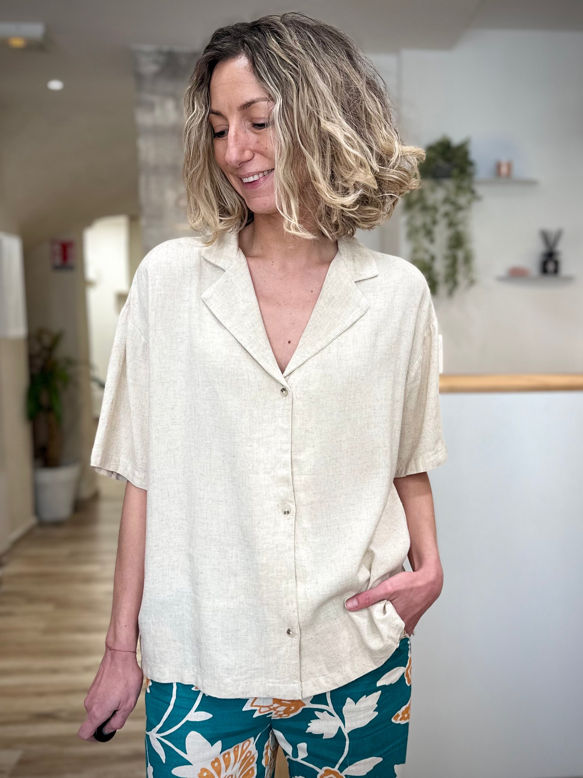 Chemise col classique femme coupe décontractée 