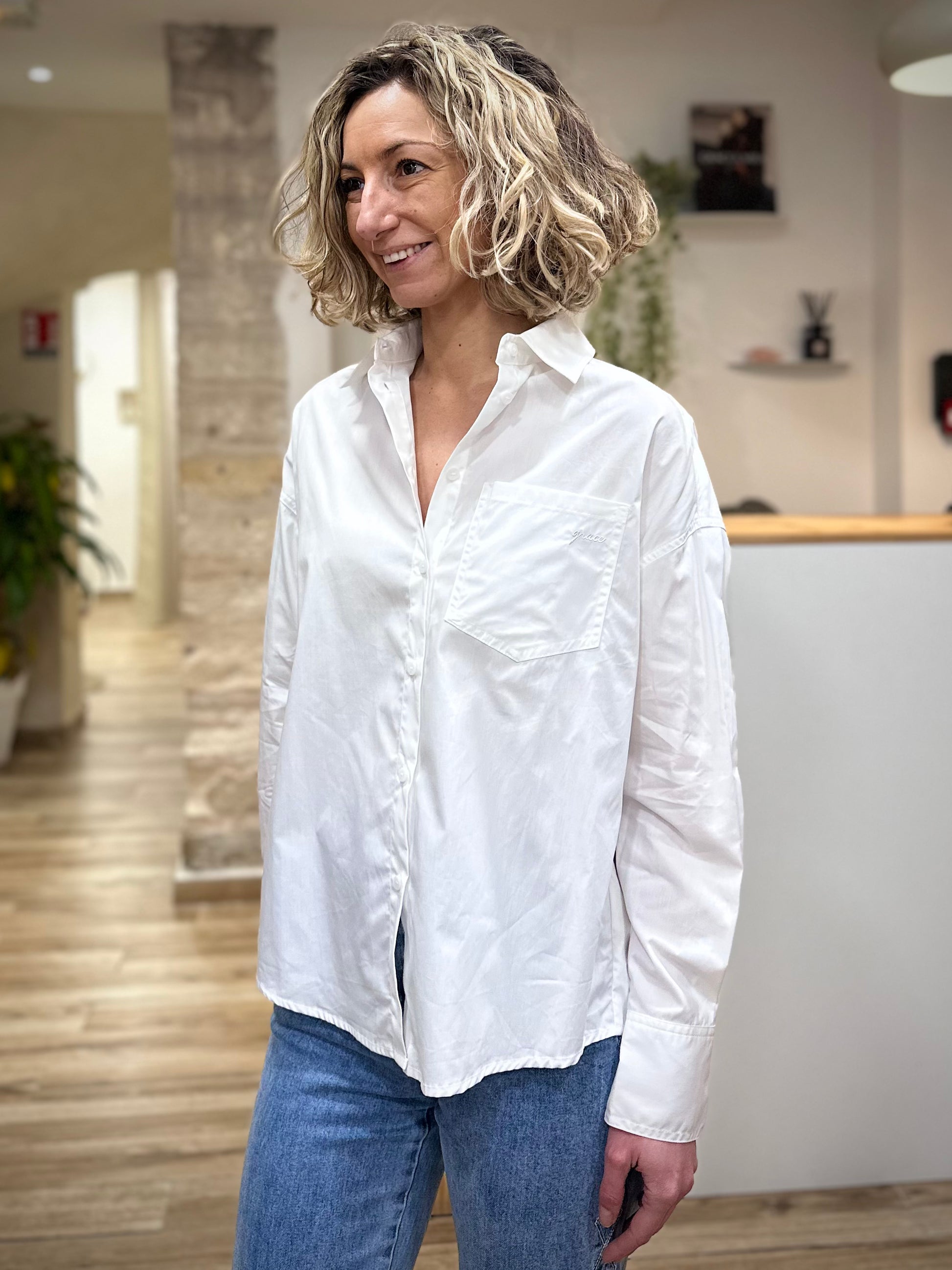 Chemise VALERIE coton naturel vue rapprochée