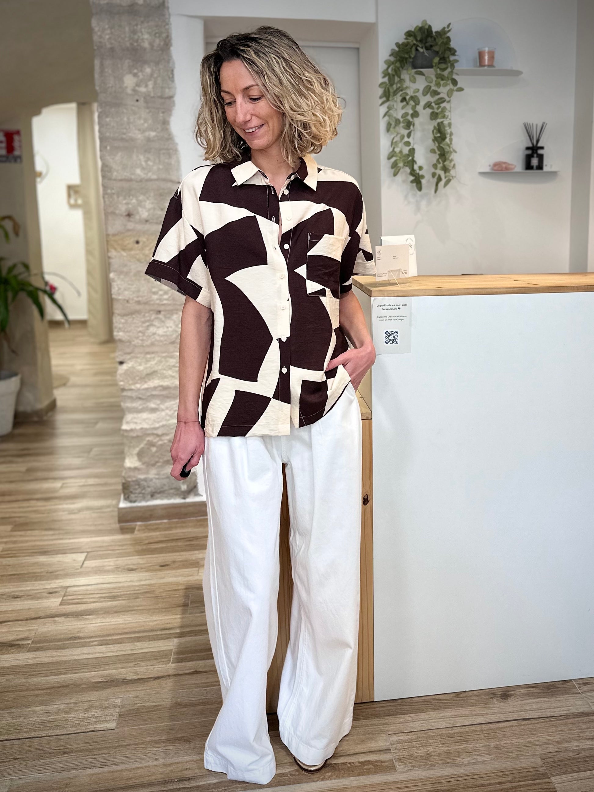 Chemise manches 3/4 revers femme élégante