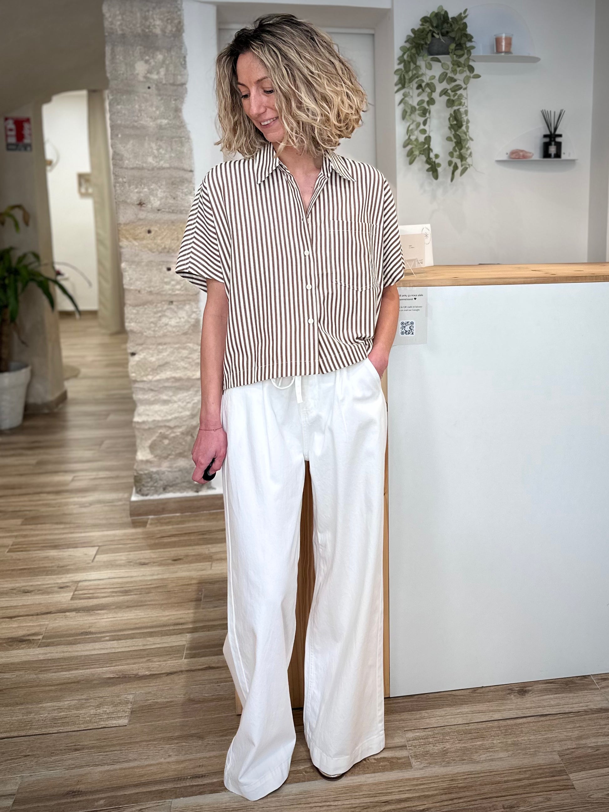 Chemise ample femme silhouette moderne