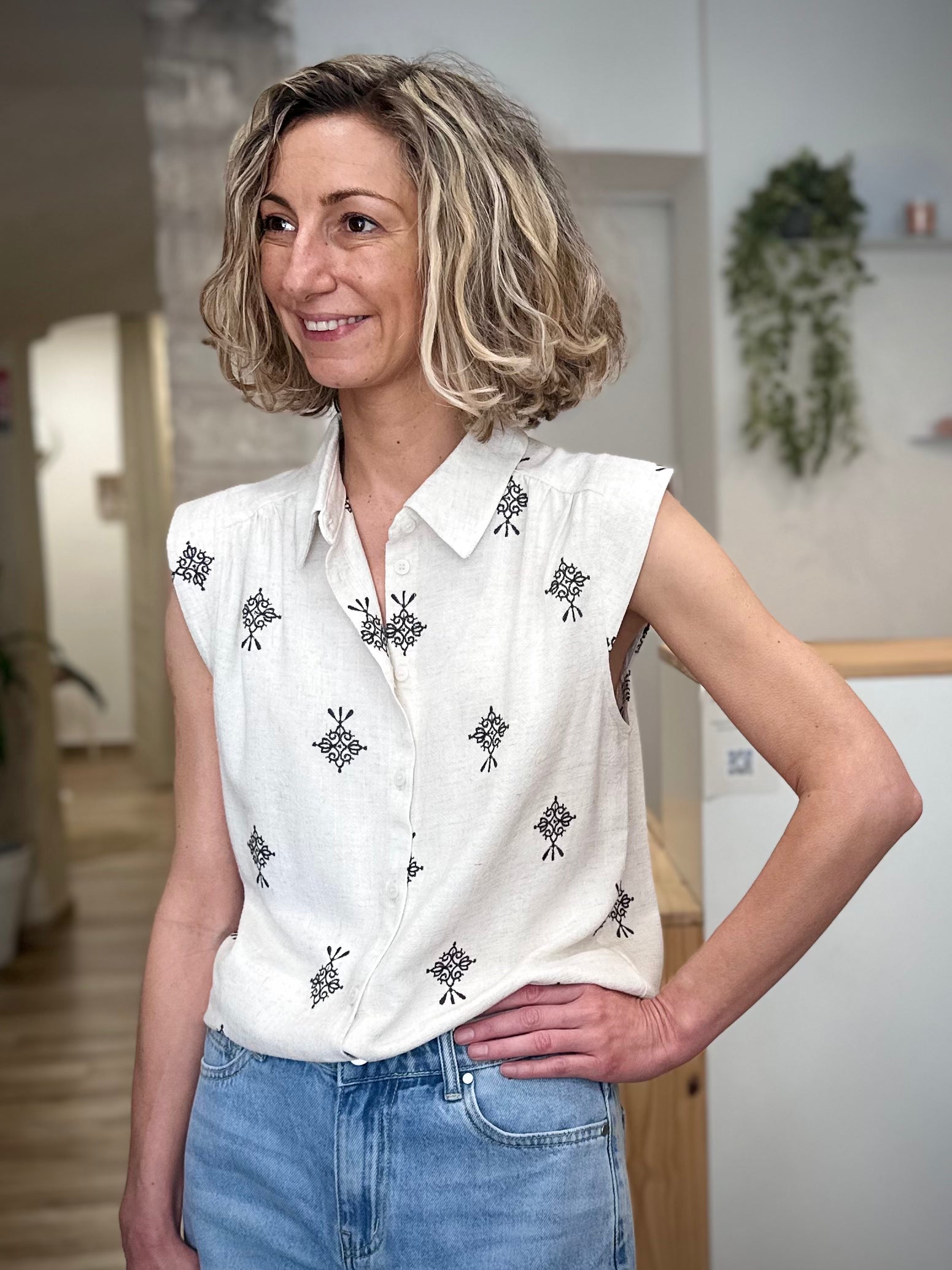 Chemise femme bohème chic avec broderies 