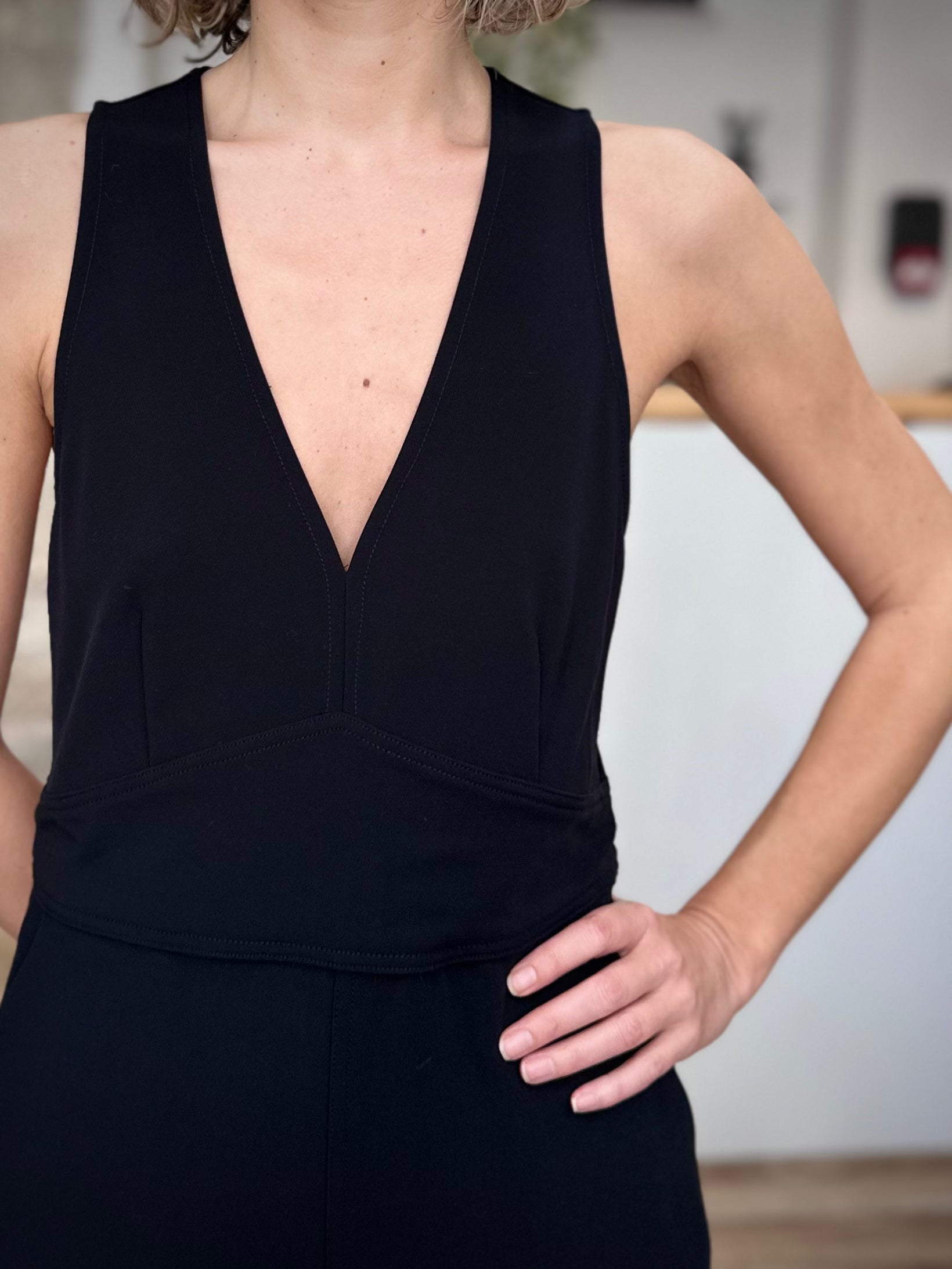 Détail des plis à la taille de la combinaison Orly