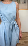 Détail taille ceinturée combinaison femme coton 