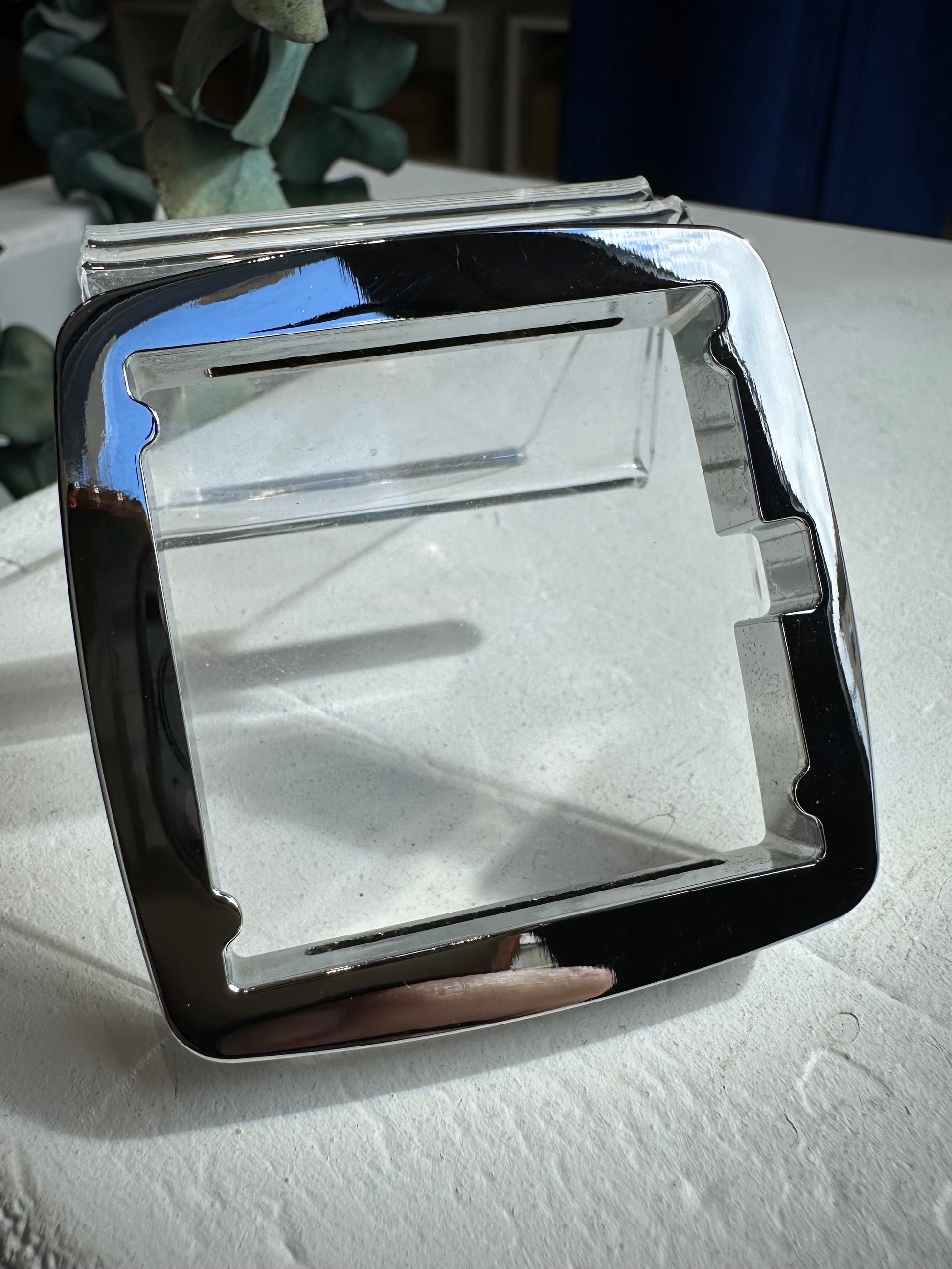 Contour Full Metal Jack en métal brillant