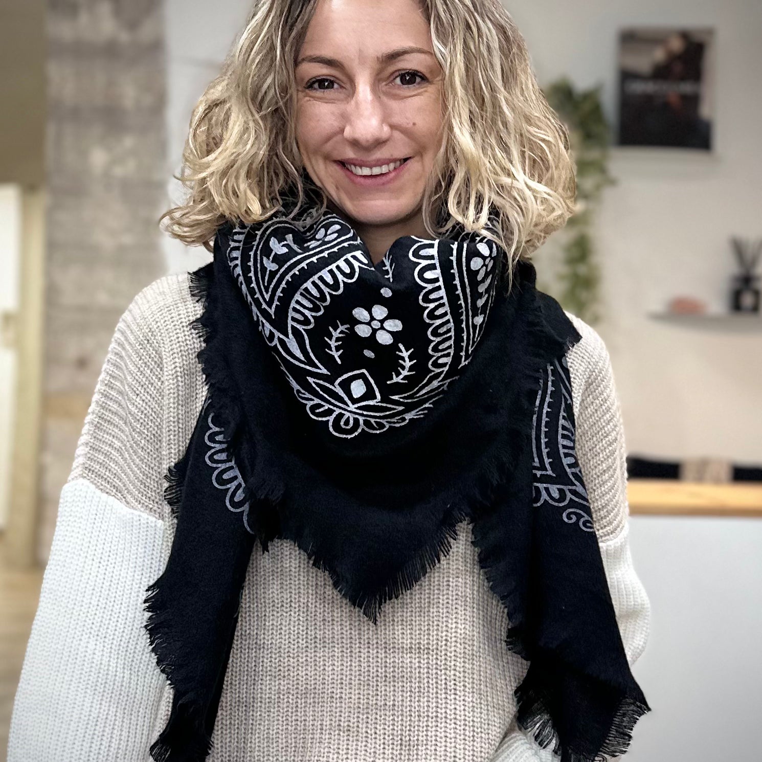 Large carré bandana en viscose laine