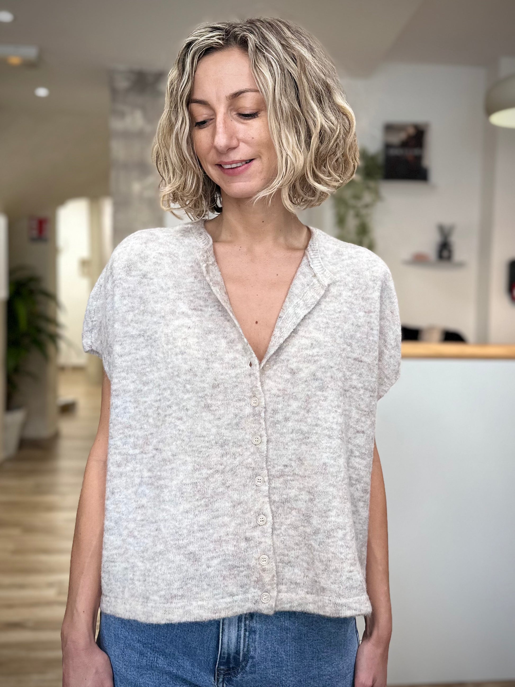 Gilet ample en maille oatmeal melange vu de face