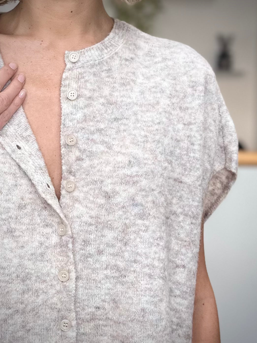 Zoom sur la texture du gilet SANNY