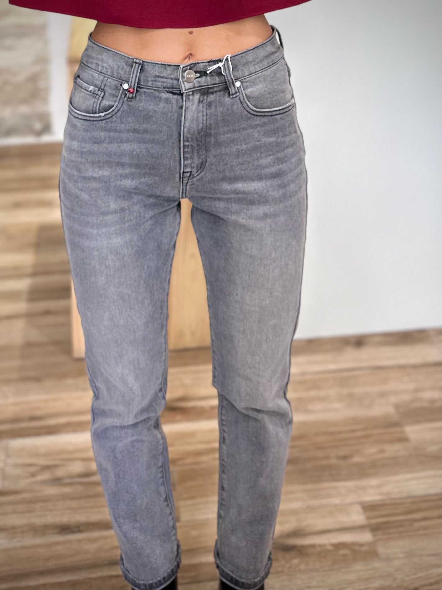Jean Patricia coupe mom vintage gris clair femme