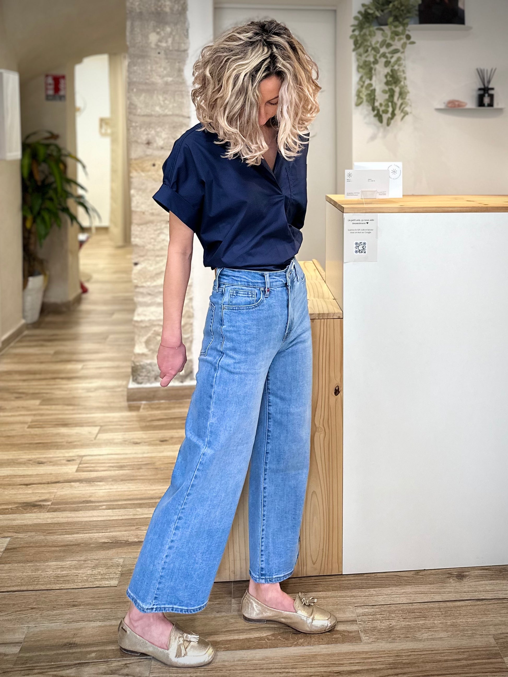 Jean cropped bleu jambe ample