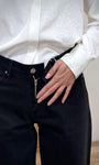 Détail fermeture zippée jean baggy LENA noir
