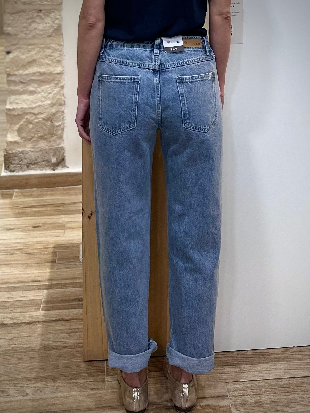 Jean boyfriend bleu vue de dos