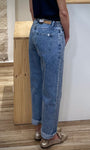 Jean boyfriend taille mi-haute vue de profil