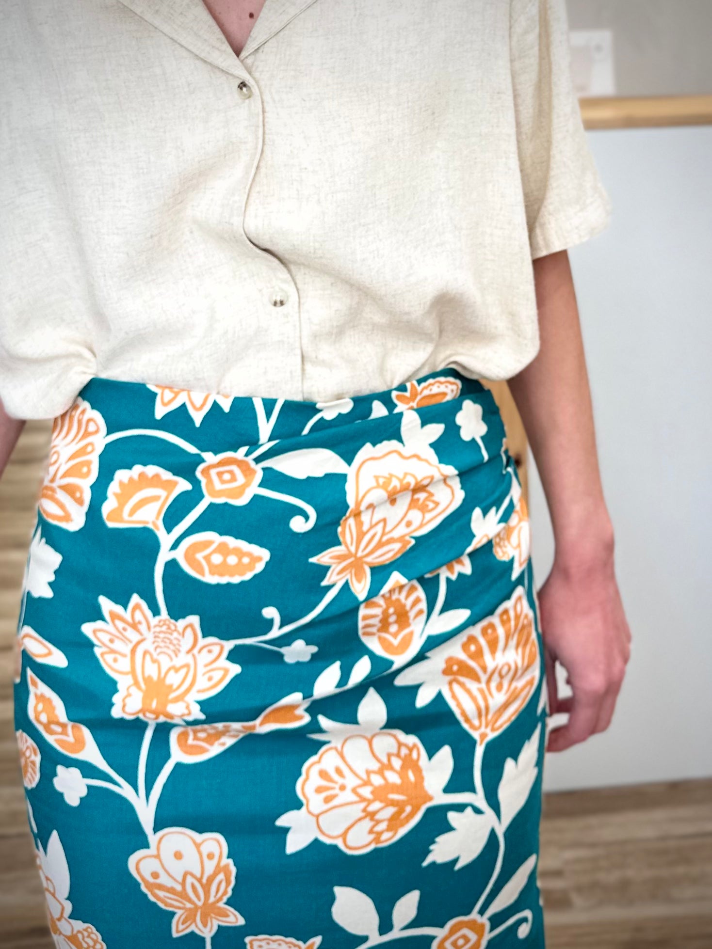 Jupe femme avec fronces à la taille 