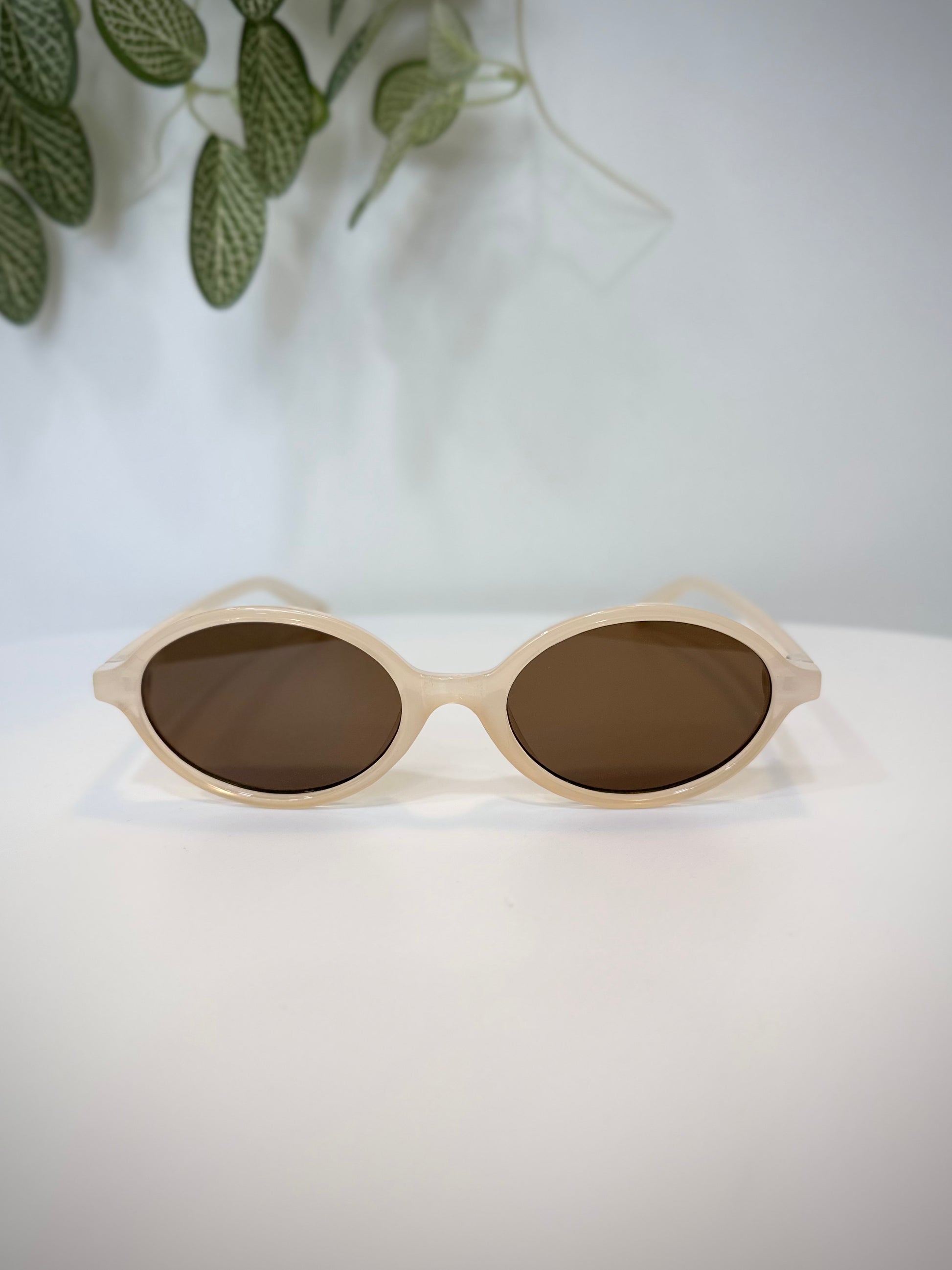 Lunettes IYU Design modèle Lena milky