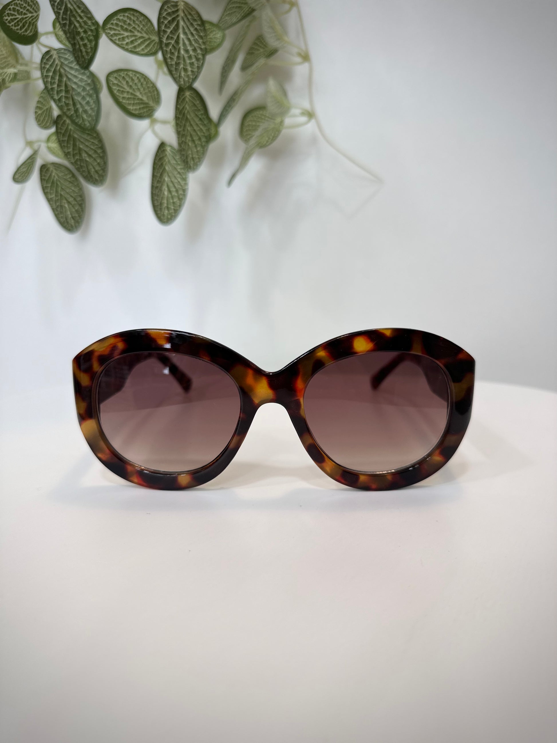 Lunettes de soleil IYU Design Tysia écaille marron