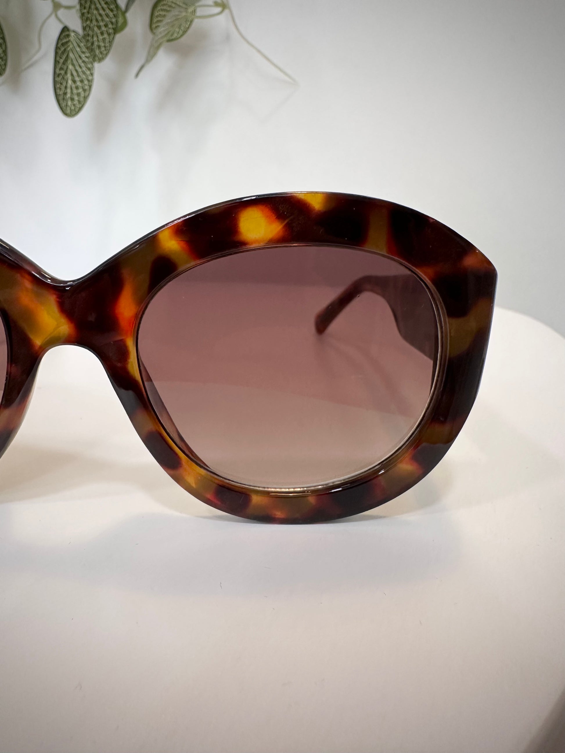 Lunettes femme style œil de chat moderne 