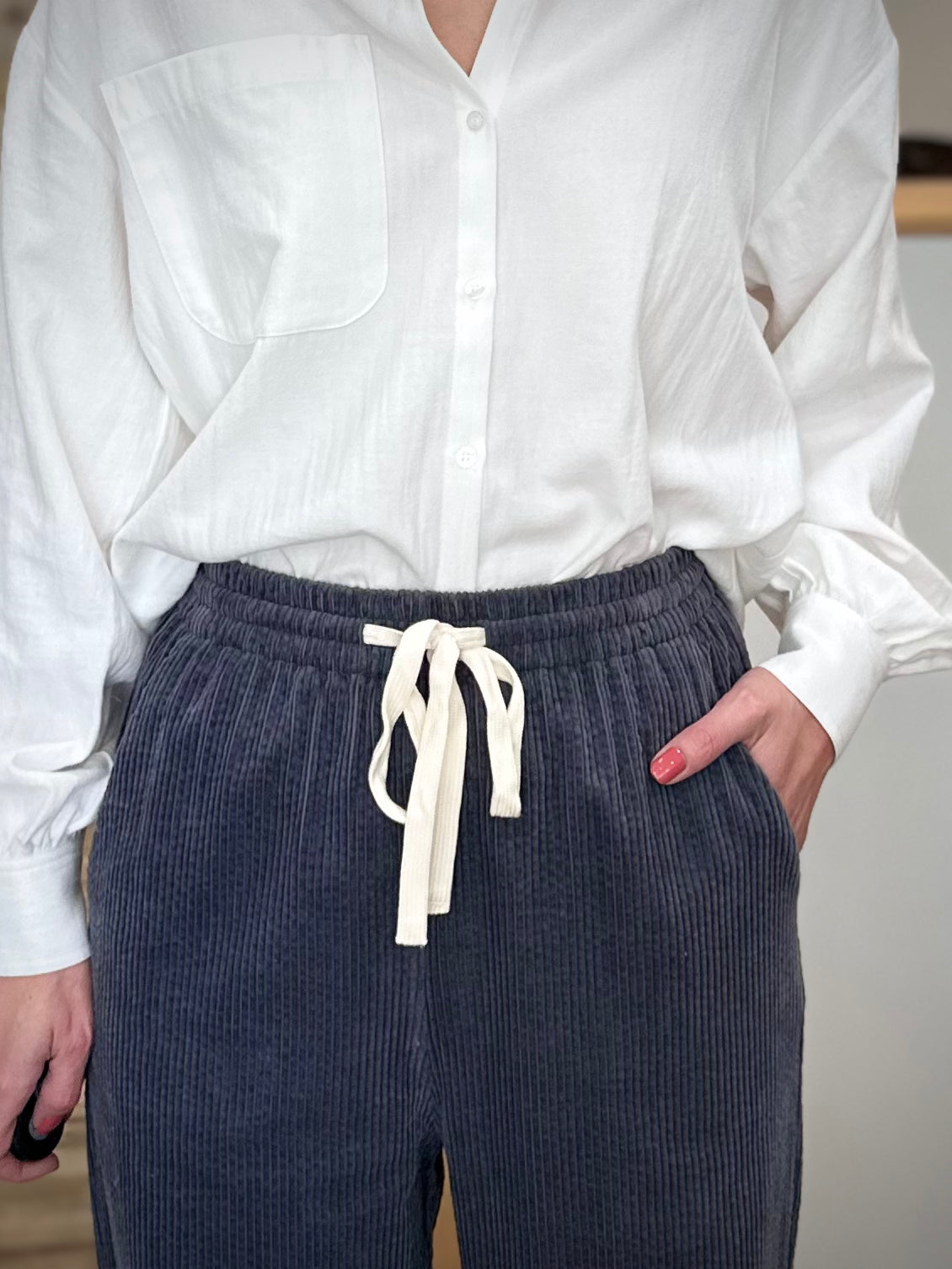 Pantalon taille élastiquée avec cordon de serrage