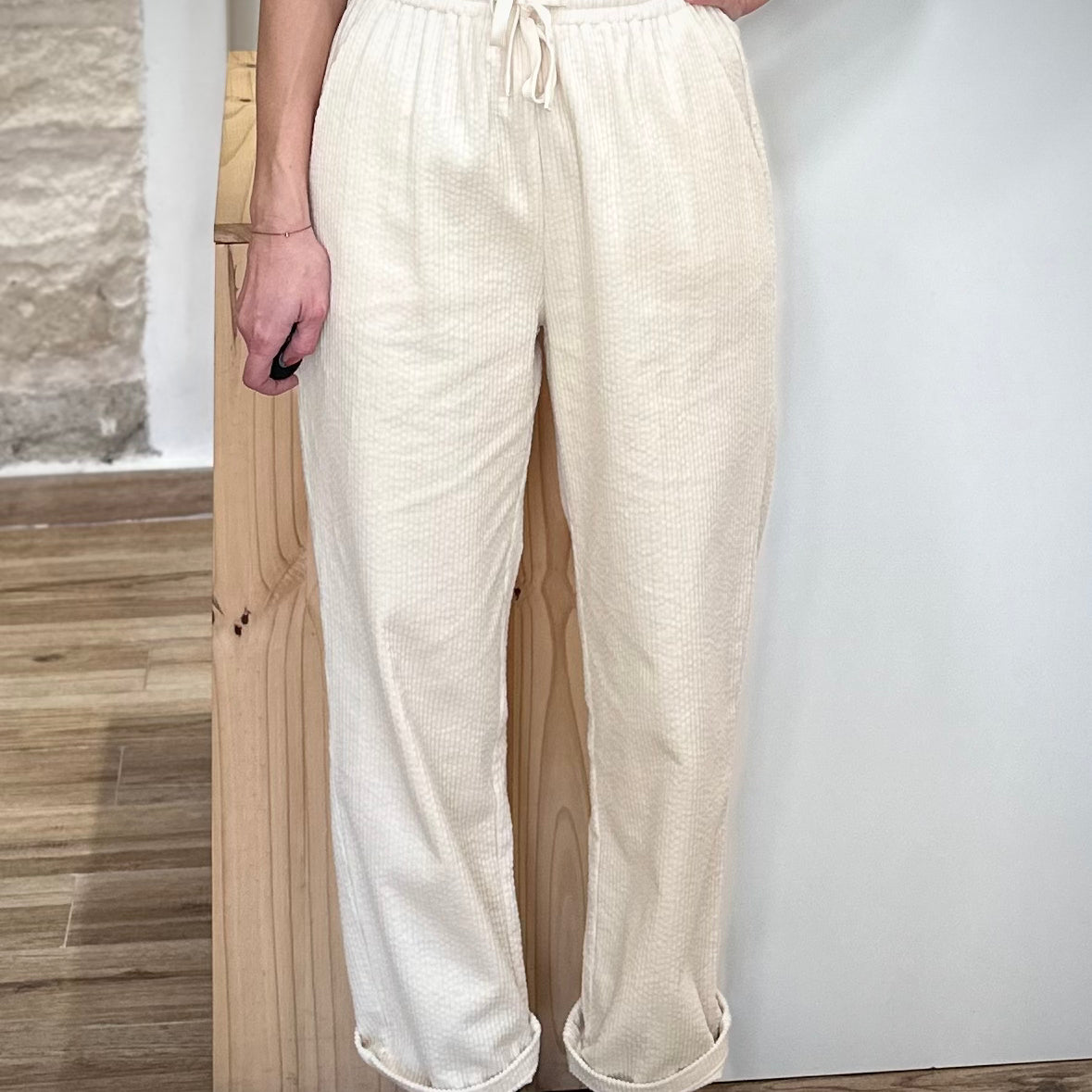 Pantalon LIBERTY écru coupe fluide