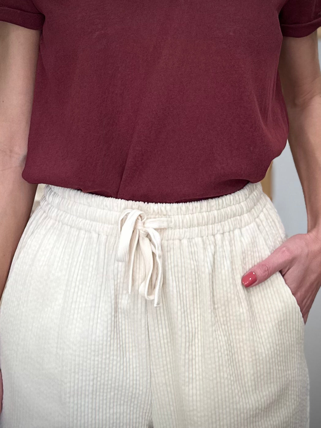 Zoom sur cordon taille élastique écru