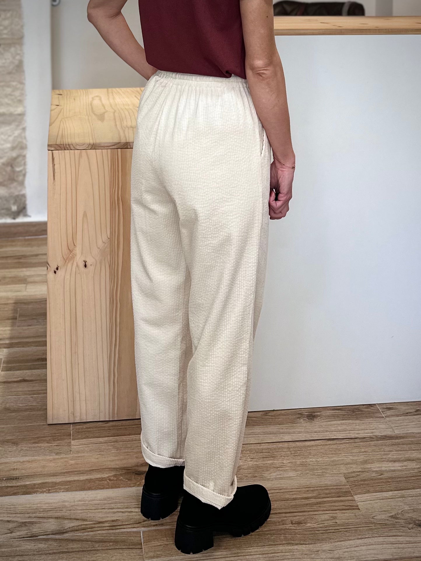Pantalon velours ecru pour l'automne