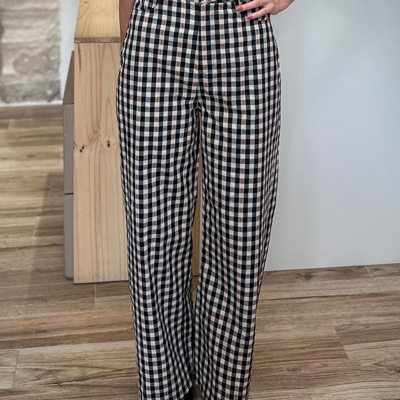 Pantalon vichy femme style rétro chic revisité