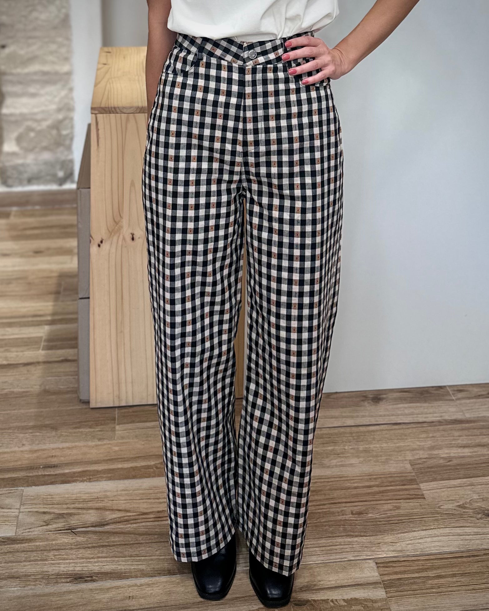 Pantalon vichy femme style rétro chic revisité