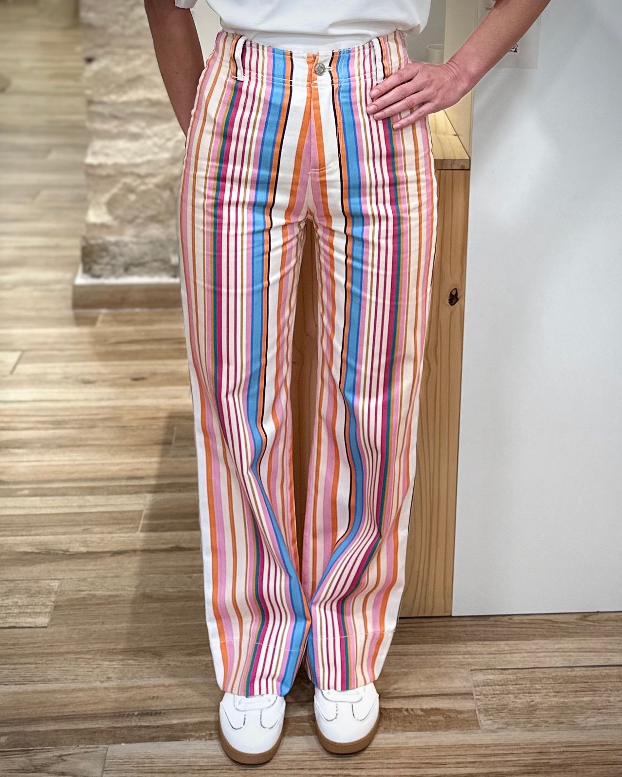 Pantalon rayé femme coupe longue élégante
