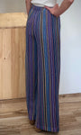 Pantalon large femme taille élastique confortable de profil