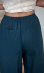 Pantalon femme avec poches plaquées au dos 
