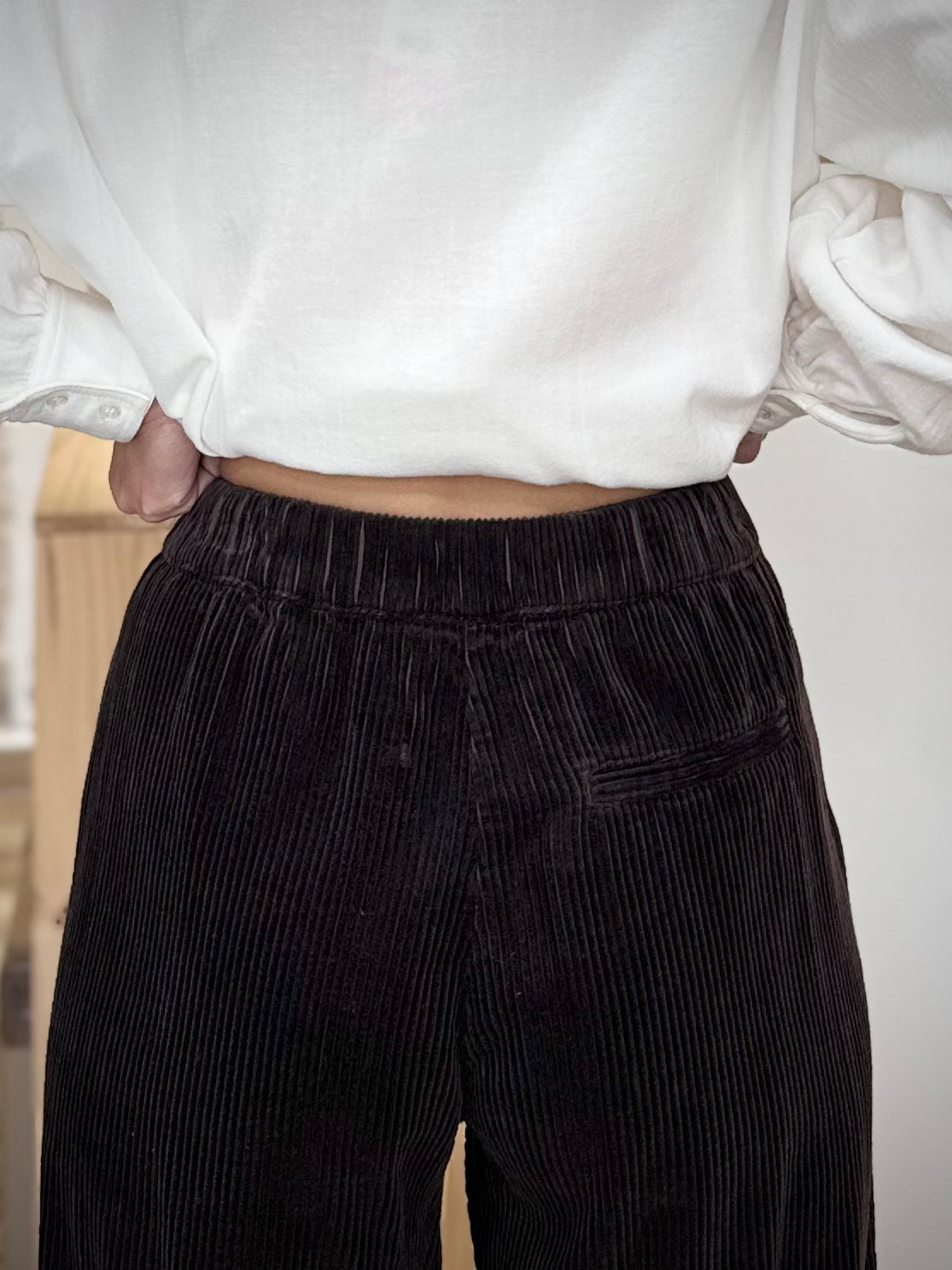 Velours côtelé chocolat texture fine