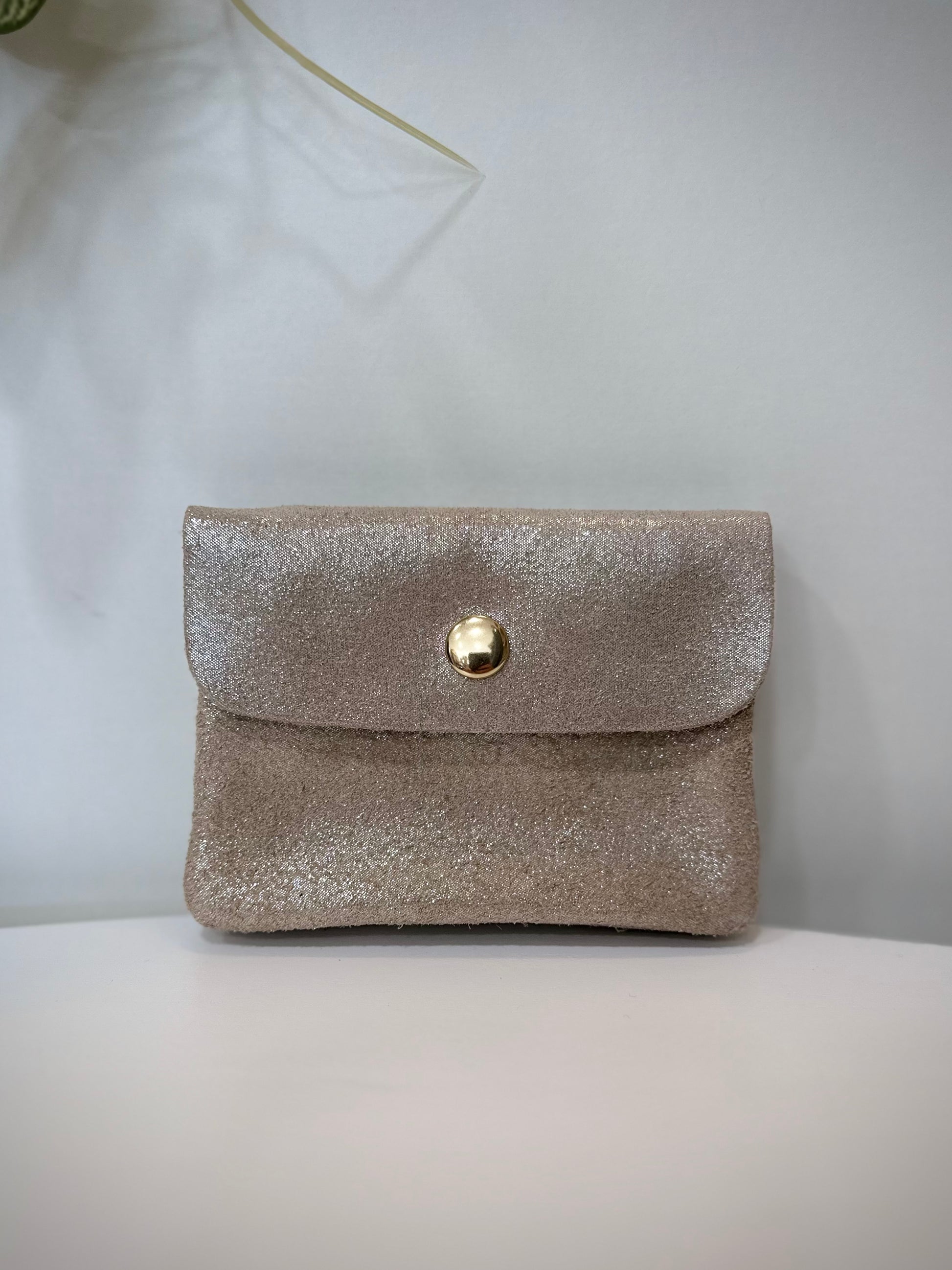 Porte-monnaie en cuir beige irisé modèle Solea lumineux 