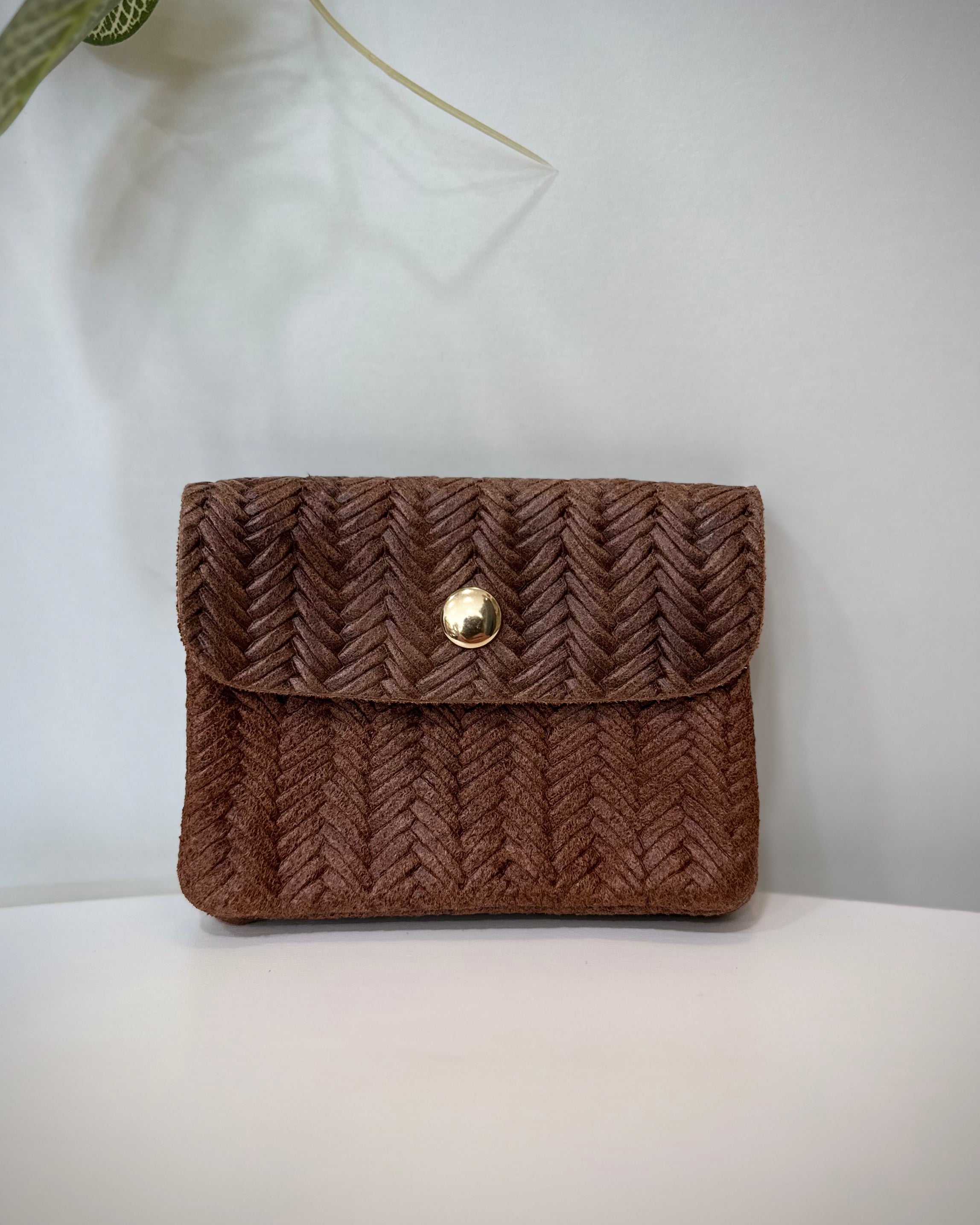 Porte-monnaie en cuir chevron camel modèle Solea 