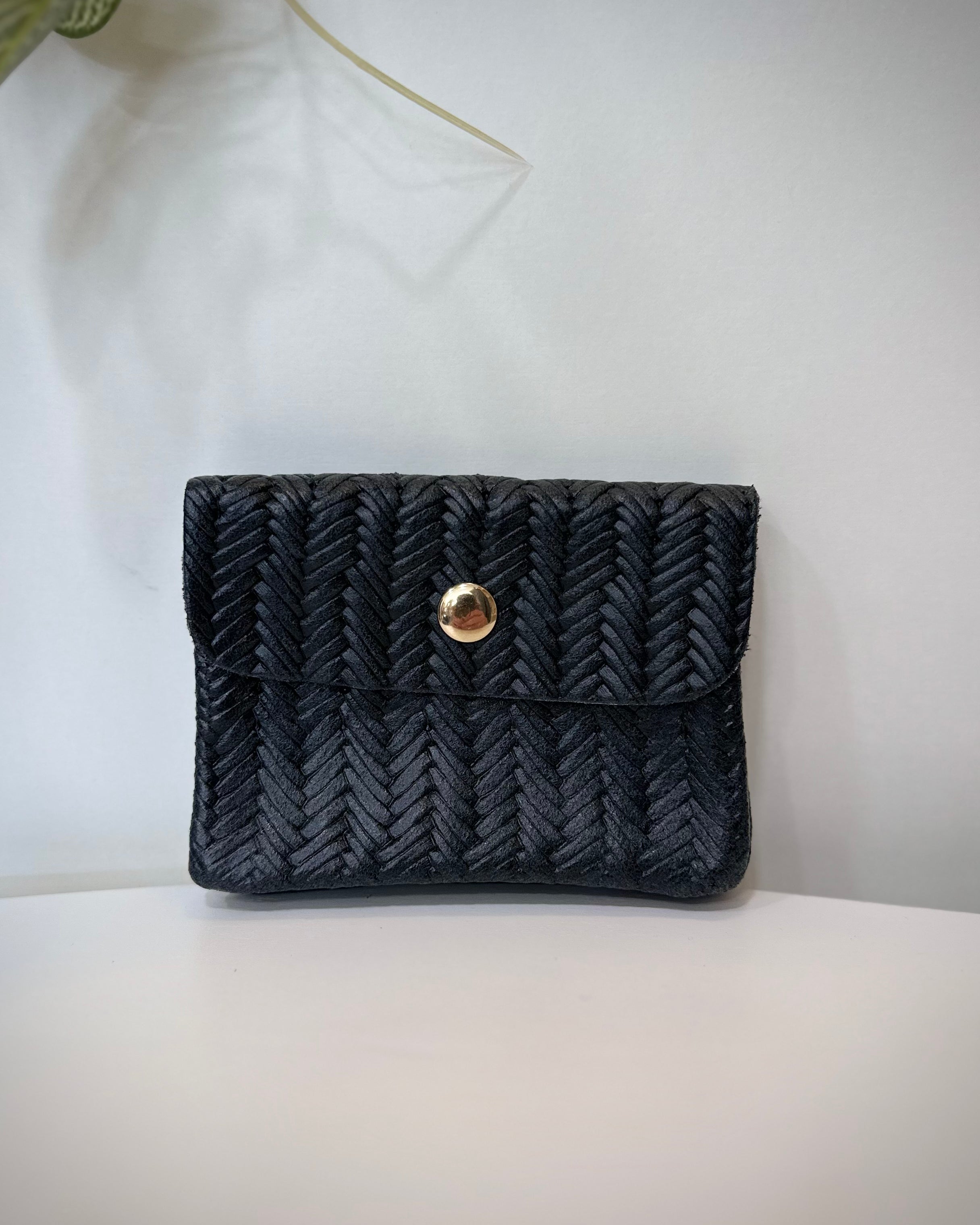 Porte-monnaie en cuir chevron noir modèle Solea 